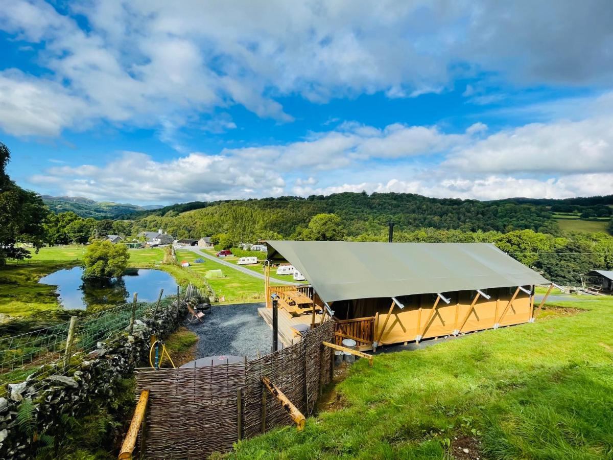 Mountain View Safari Tent With Hot Tub In The Heart Of Snowdonia Dolgellau Buitenkant foto