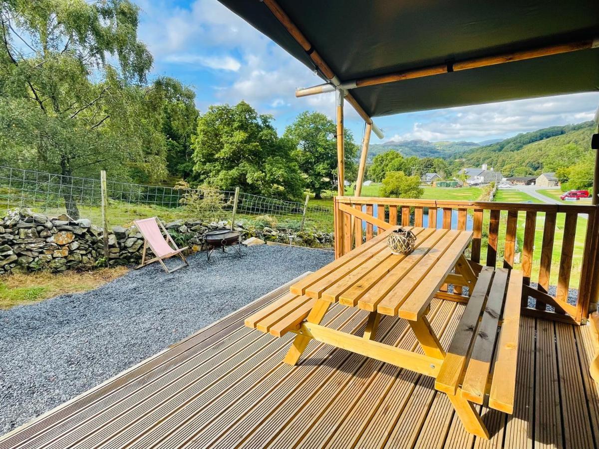 Mountain View Safari Tent With Hot Tub In The Heart Of Snowdonia Dolgellau Buitenkant foto